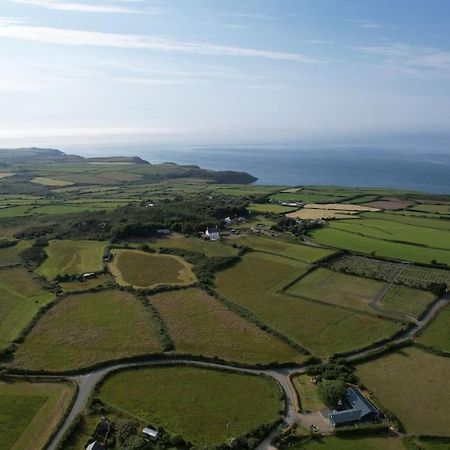 The Hut@Trefechan Wen - Coastal Coziness! Goodwick Екстериор снимка